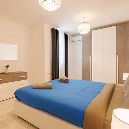 Sliema B17 - 5 Mins Walk To Valletta Ferry - Shopping Mall And Bay Sleeps 8 By Quicktrips Апартаменты *