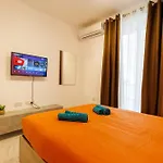 Sliema B17 - 5 Mins Walk To Valletta Ferry - Shopping Mall And Bay Sleeps 7 By Quicktrips 公寓 Gzira