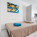 Sliema B17 - 5 Mins Walk To Valletta Ferry - Shopping Mall And Bay Sleeps 7 By Quicktrips * Gzira