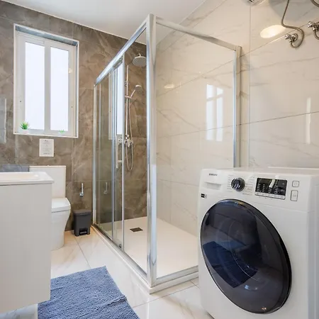 公寓 Sliema B17 - 5 Mins Walk To Valletta Ferry - Shopping Mall And Bay Sleeps 7 By Quicktrips *
