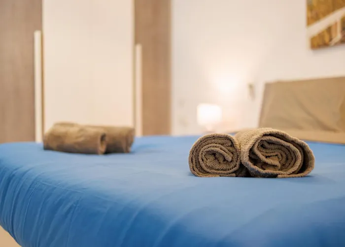 アパート Sliema B17 - 5 Mins Walk To Valletta Ferry - Shopping Mall And Bay Sleeps 8 By Quicktrips グジラ